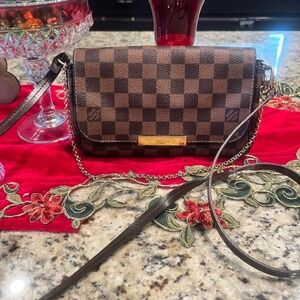 Louis Vuitton Favorite MM
